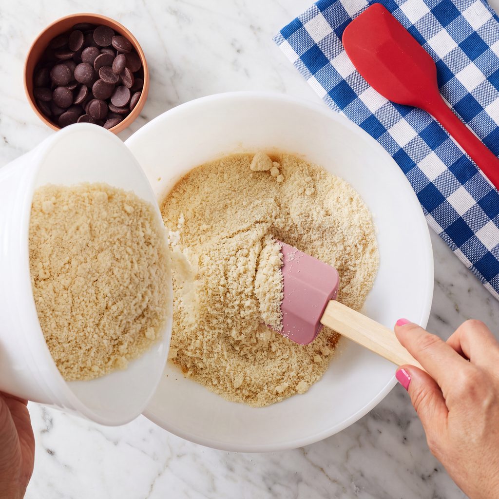 Almond Flour Cookies: Soft & Chewy Delight